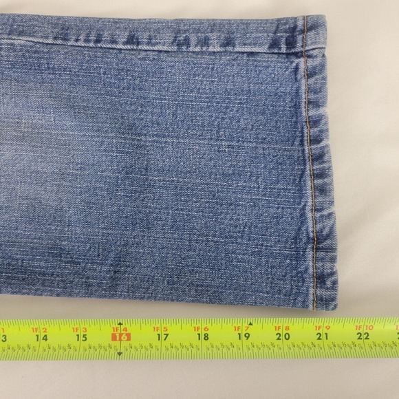 Leo Roma Juniors Jeans 7 Low Rise Capri Womens Studded Distressed Blue Denim - Picture 7 of 16